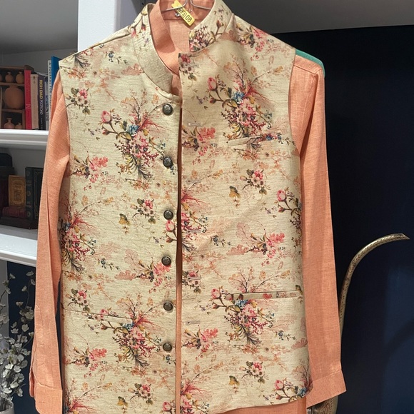 Kurta with jacket! - Picture 2 of 6